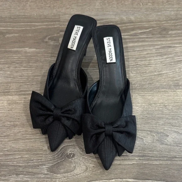 Steve Madden Black Bow Mules - Picture 1 of 8